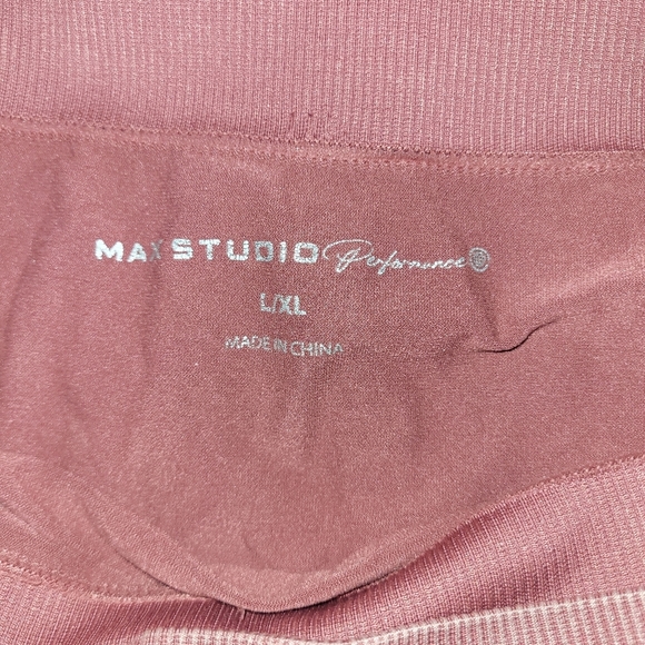 Dusty Rose Detailed Seamless Yoga Set - Picture 11 of 12